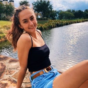 Meet your Posher, Haley